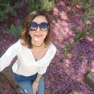 Meet your Posher, Nagham